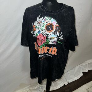 Size large well made shirt new